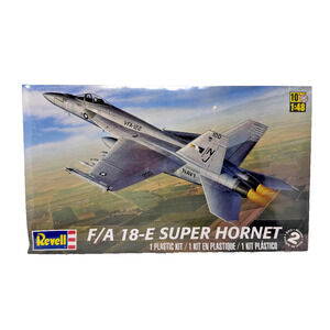 Revell 85-5850 F/A-18E Super Hornet 1:48 Plastic Model Kit Sealed